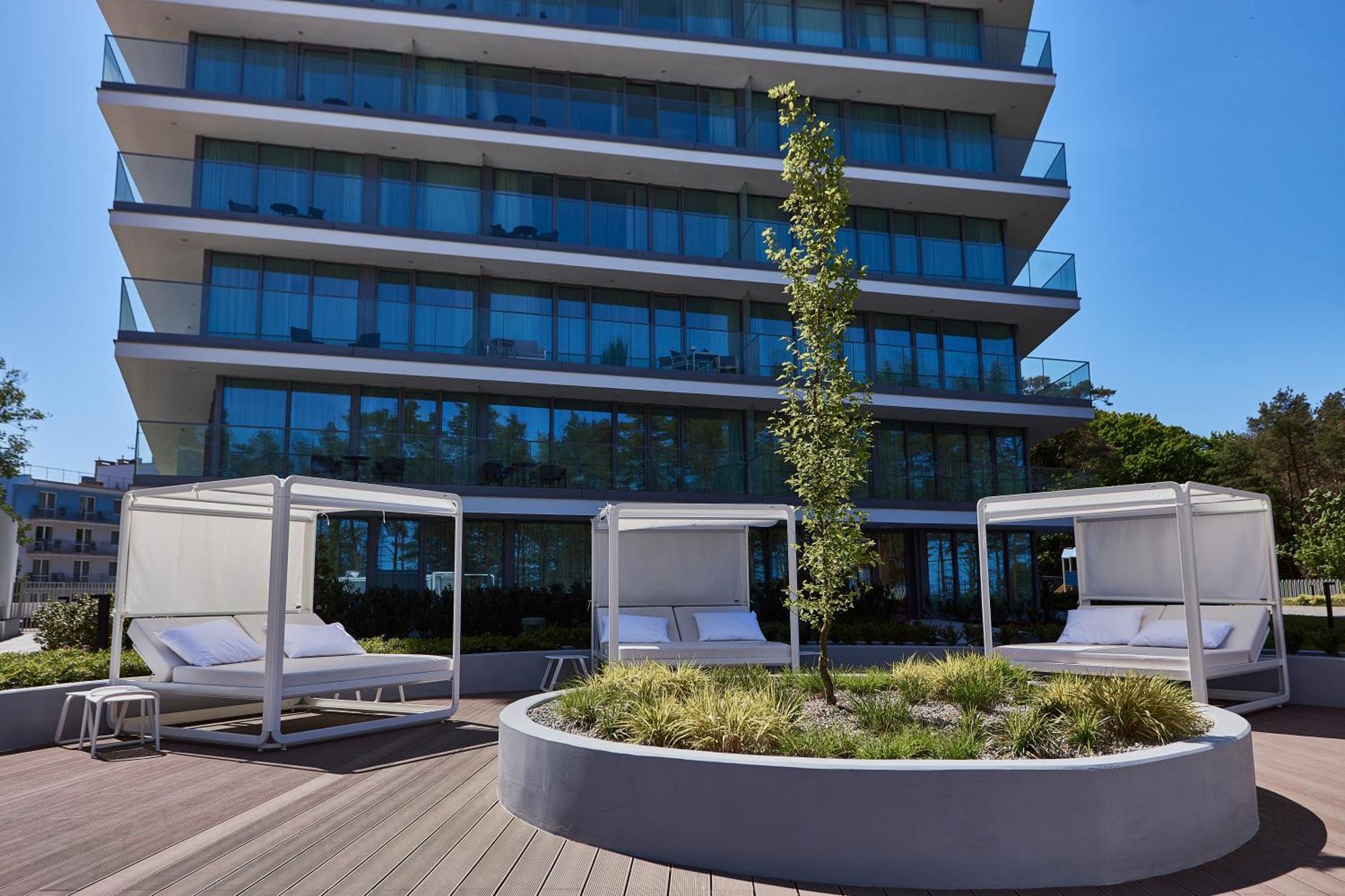 Wave Beachfront Family Apartment Miedzyzdroje Exteriér fotografie