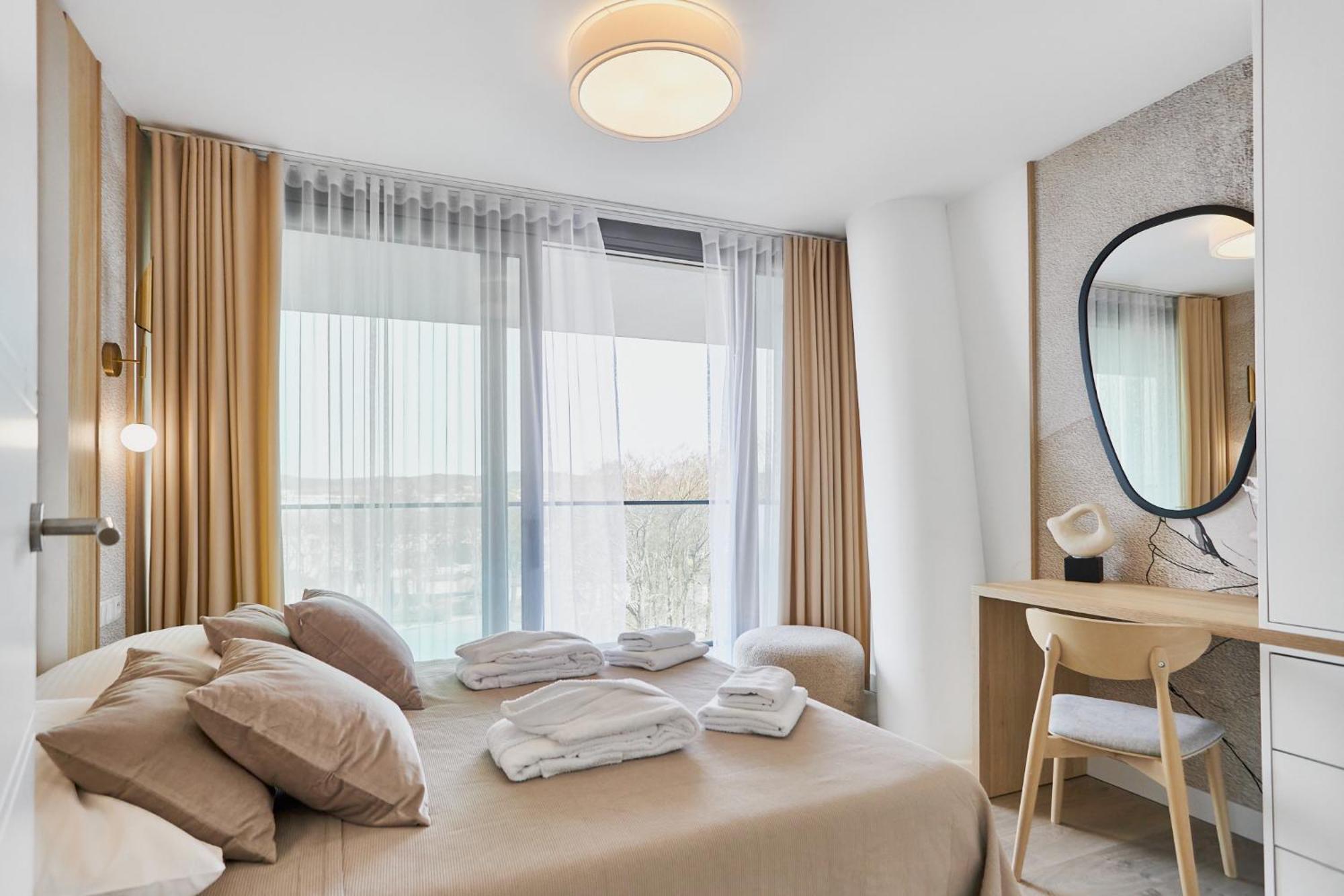Wave Beachfront Family Apartment Miedzyzdroje Exteriér fotografie
