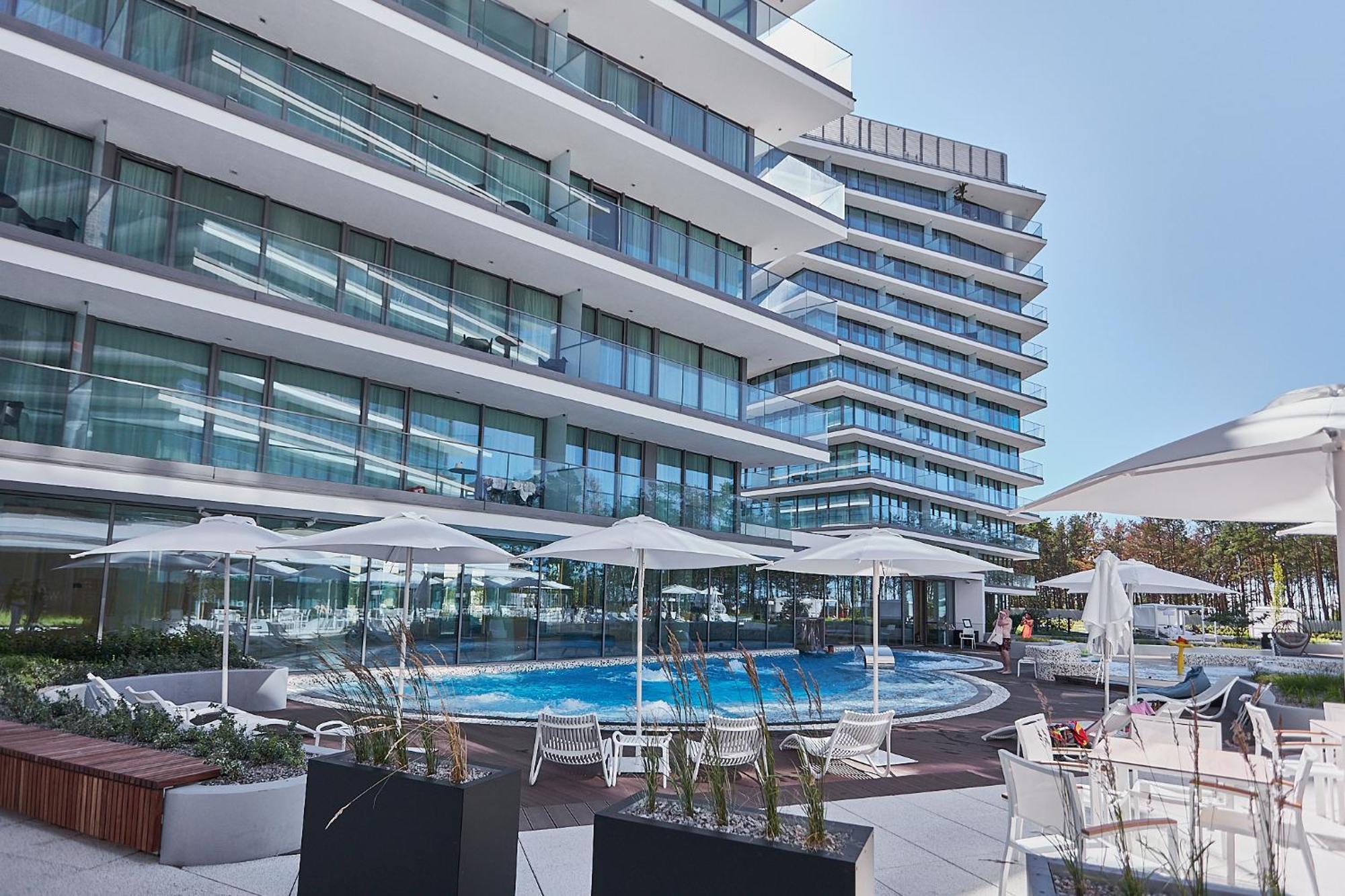 Wave Beachfront Family Apartment Miedzyzdroje Exteriér fotografie