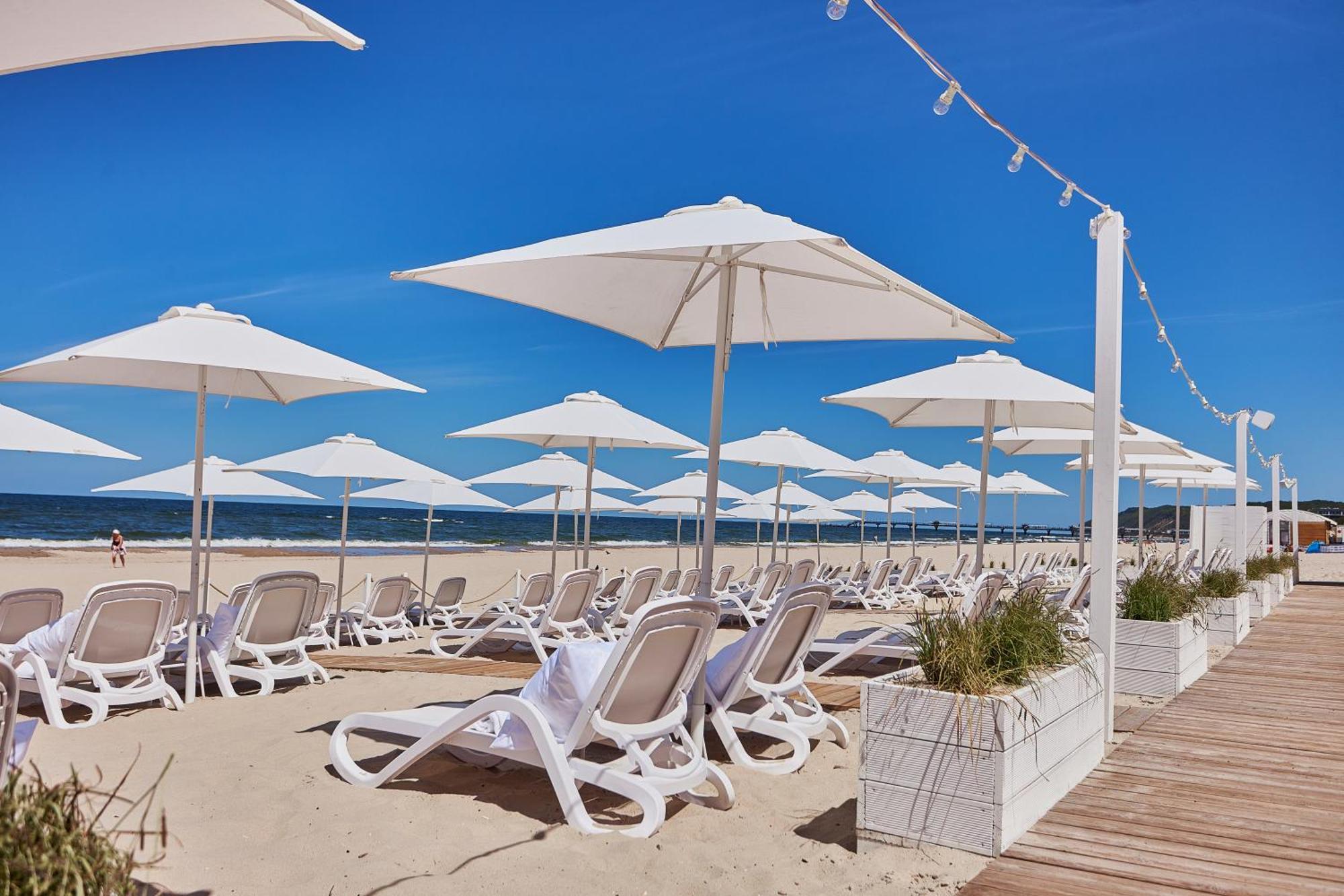 Wave Beachfront Family Apartment Miedzyzdroje Exteriér fotografie